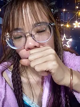 __Mai-love19__'s cam snapshot