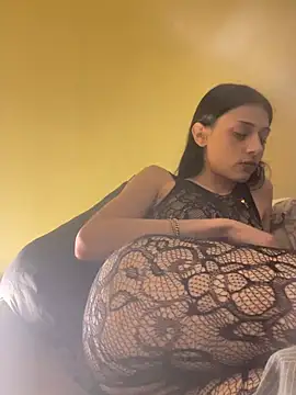 Zakiralove live sex cam