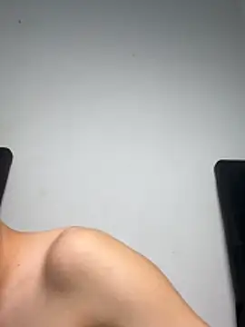 Naim_TheKing live sex cam