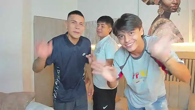 friendslikeplay live sex cam