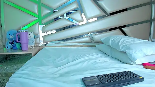 Miia002's cam snapshot