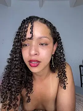 Yasmin777_'s cam snapshot