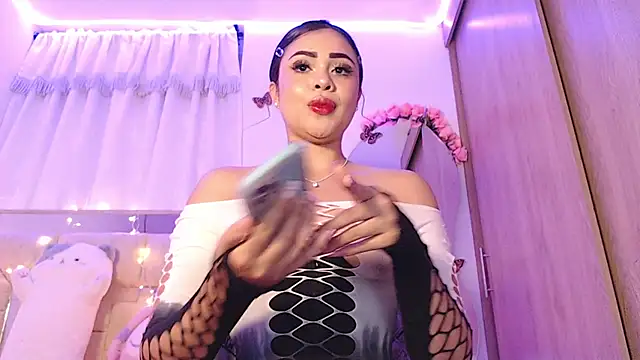 AlitaAnisee live sex cam