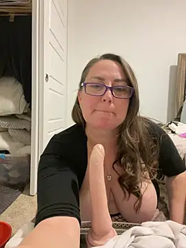 Chubby-Kat50 live sex cam