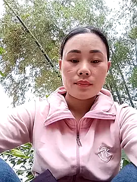 miaxxox-beo's cam snapshot