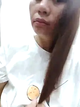 Baby-ladyass2026's cam snapshot