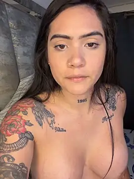 liahouses's cam snapshot