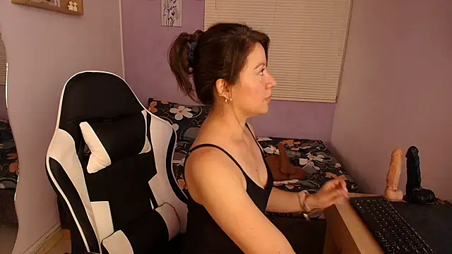 luna_desiree's cam snapshot