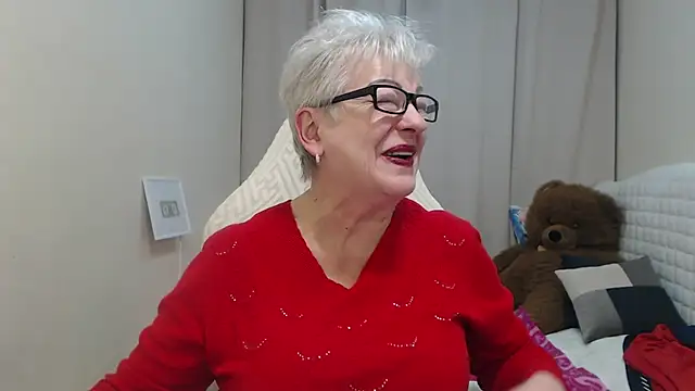 KayleSmoll's cam snapshot