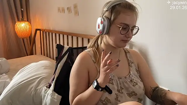 JacyWinslat's cam snapshot