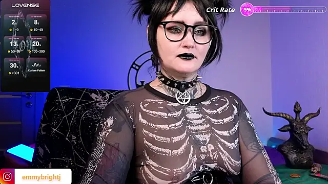 Emmybrightj_'s cam snapshot