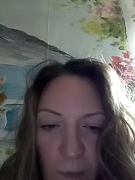 KattyLuuu's cam snapshot