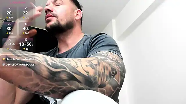 musclemonster31 live sex cam