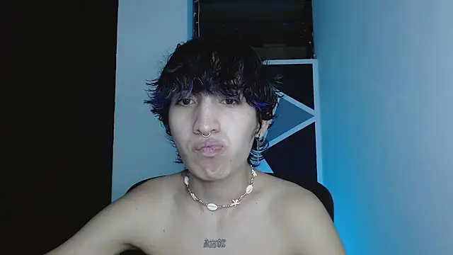 littlextreme live sex cam