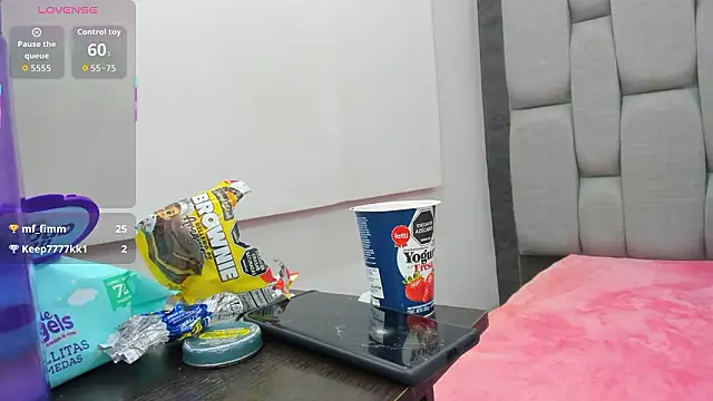 Sarita_Ass live sex cam