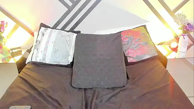 KiaraSienna's cam snapshot