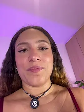 onlyemily_'s cam snapshot