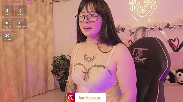 hina_tay's cam snapshot