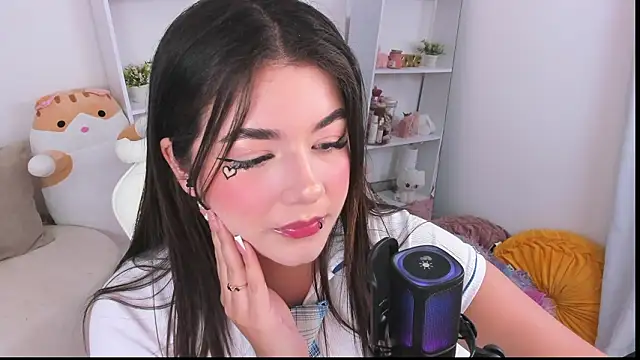 dolce_antonellaa's cam snapshot