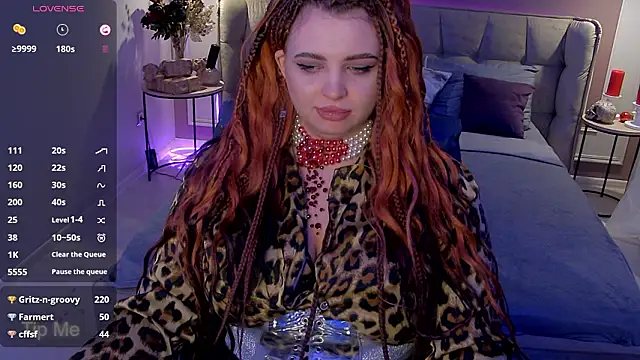 Miss_Maya_Mils's cam snapshot