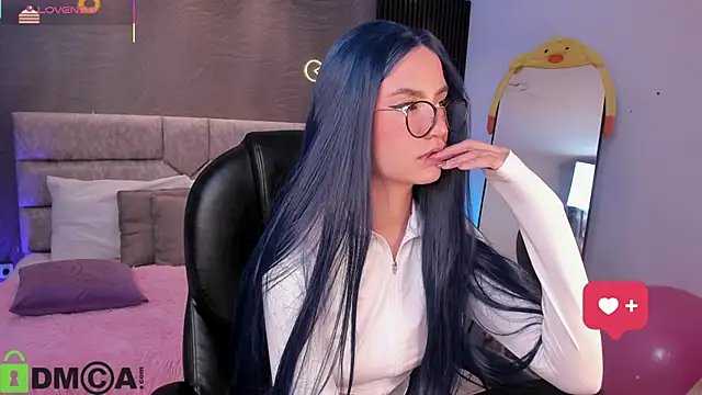 Arinextdoor's cam snapshot