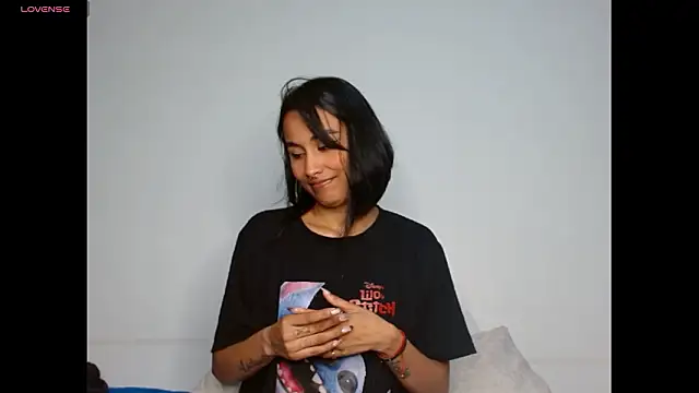 Gia_Lee's cam snapshot