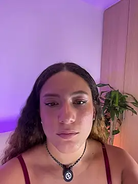 onlyemily_'s cam snapshot