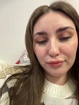 KiraBarlows live sex cam