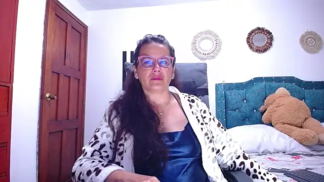 sofiamature01 live sex cam