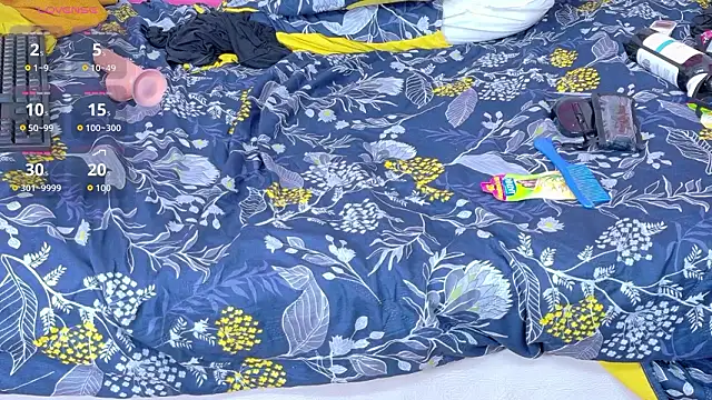 matureahomegirl's cam snapshot