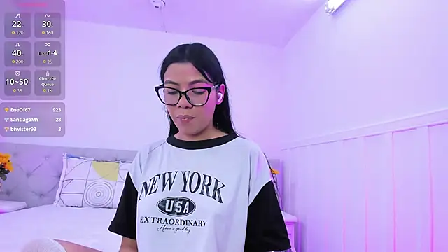 Little_Lexyy's cam snapshot