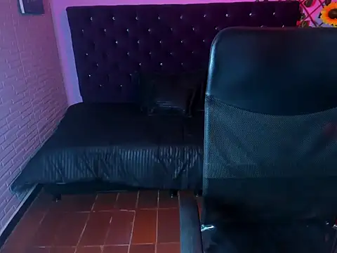 Dasha_Brunn's cam snapshot