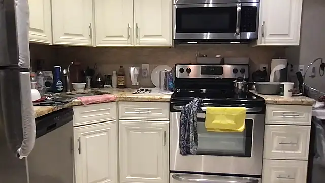 BigGuyMuscle live sex cam