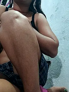 xx_priti's cam snapshot