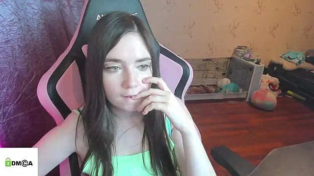 Crazy_forest_fairy's cam snapshot