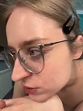 EveLunny live sex cam