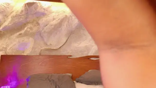 alisonn_moon's cam snapshot