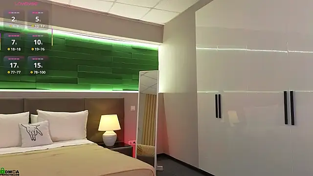 Rina_Red live sex cam