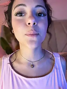 TeaseDollXXX live sex cam