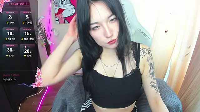 AliceeinWonderlanddd's cam snapshot