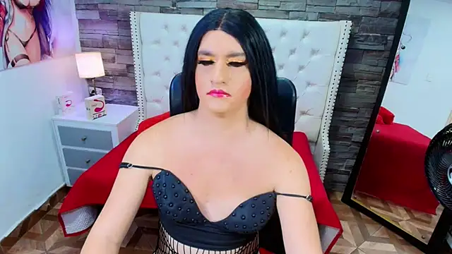 TRINY_TS live sex cam