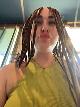 KiraSunshine live sex cam