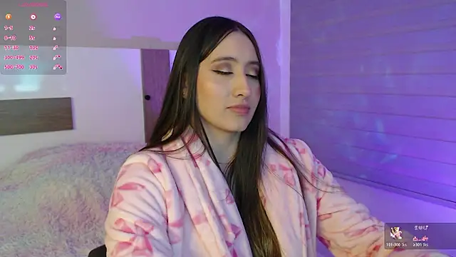 PiaSmile live sex cam