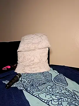 CiCi06's cam snapshot