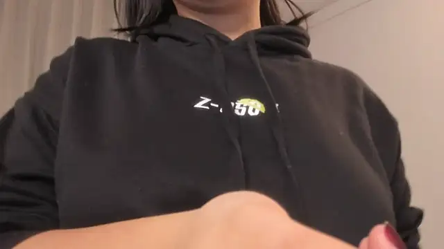 Ali_itcaduu's cam snapshot