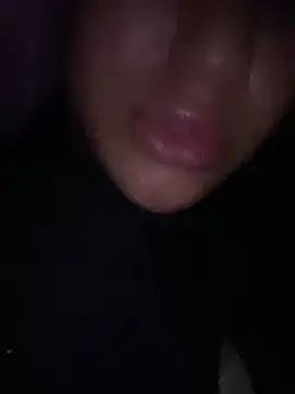 Nour-Lina's cam snapshot