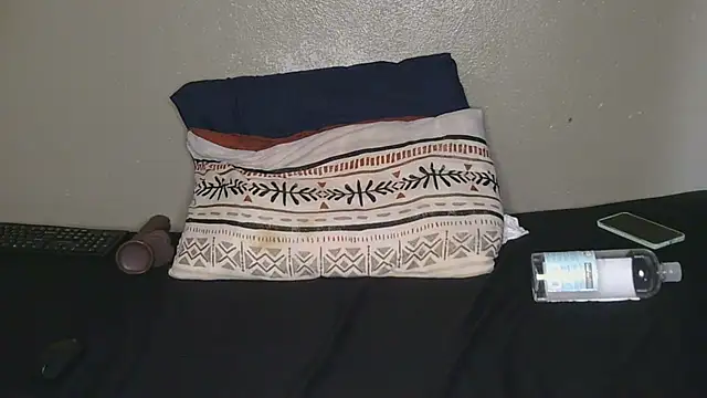 CherieBlushX's cam snapshot