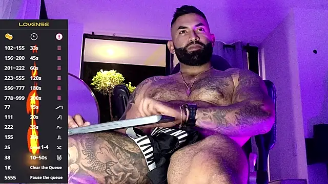 Max-prada live sex cam