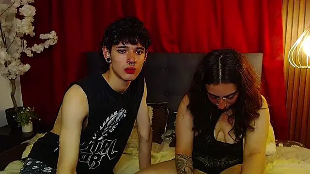 moonandzuko's cam snapshot