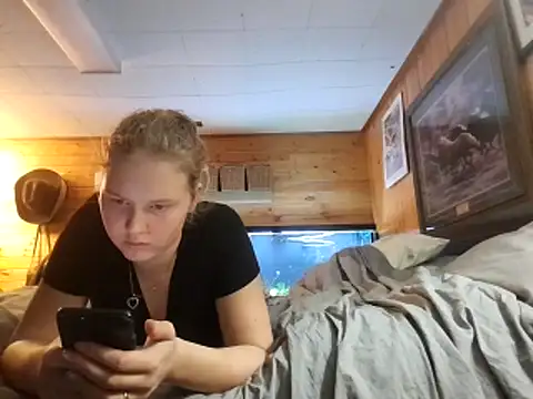 Ryan_and_Aurora live sex cam